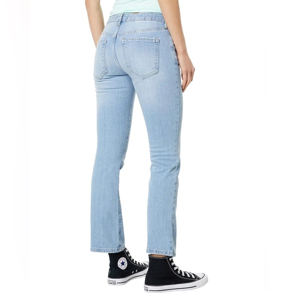 🆕FREE PEOPLE Liv Crop Flare Leg Mid Rise Jeans-Sizes 26, 27, 29, 30 - Picture 4 of 14